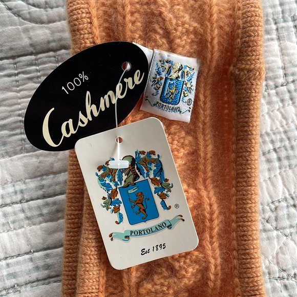 Portolano Cashmere Ear Warmer - Picture 4 of 4